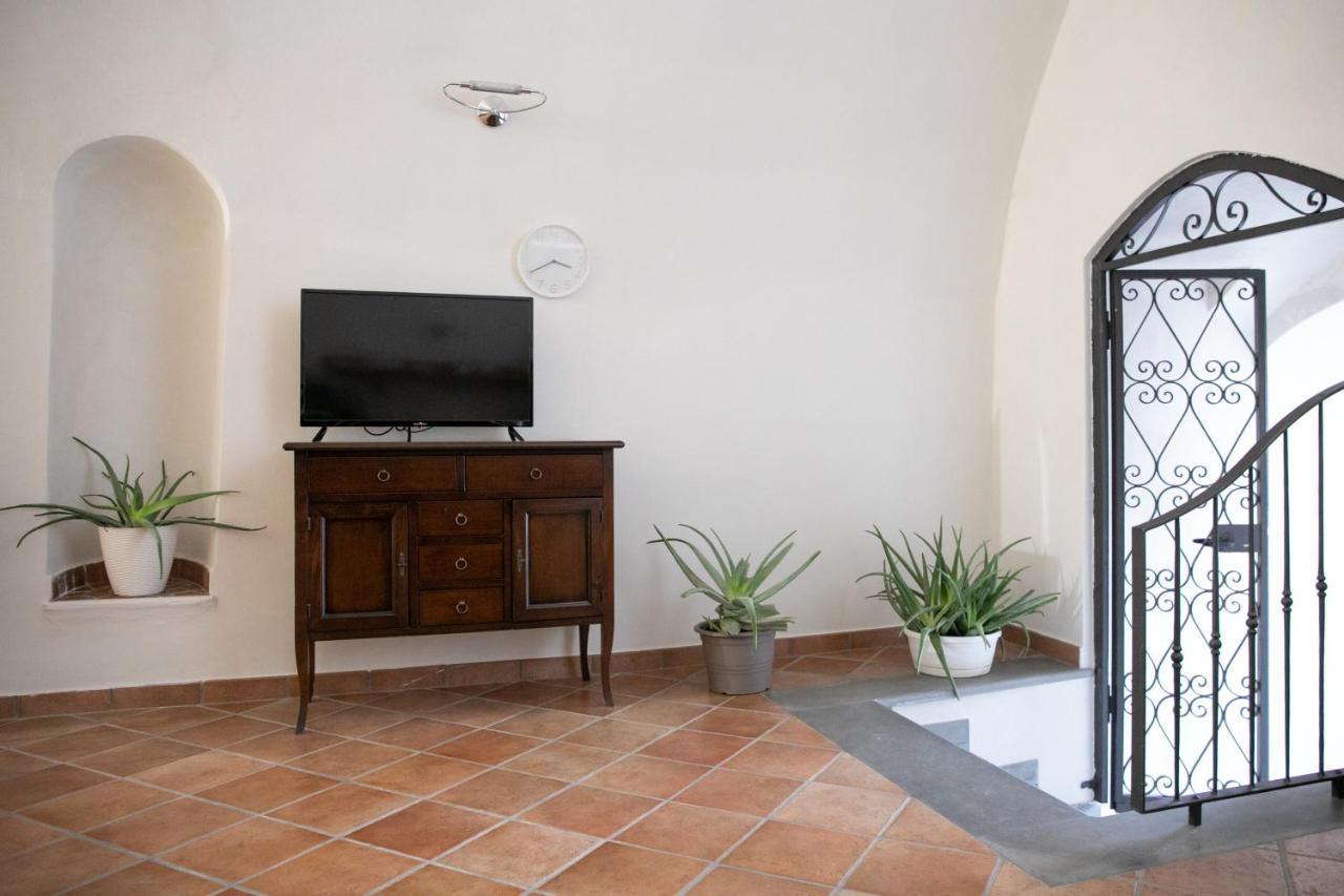 La Chicca Di Paola Apartment Lovere Ngoại thất bức ảnh